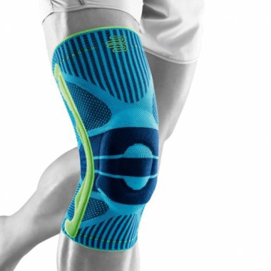 Sports knee support by bauerfeind